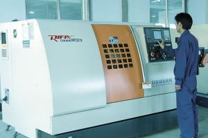  Torno CNC