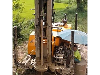 Perforadora para pozos de agua KW180