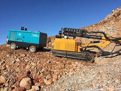 Compresor de tornillo portátil diésel Serie LGCY (Una etapa)